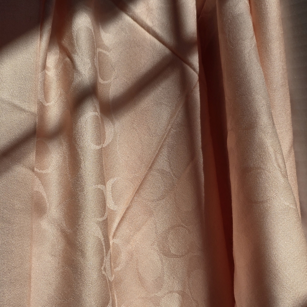Coach Blush Pink Signature C Wrap Scarf NWT - Picture 6 of 6